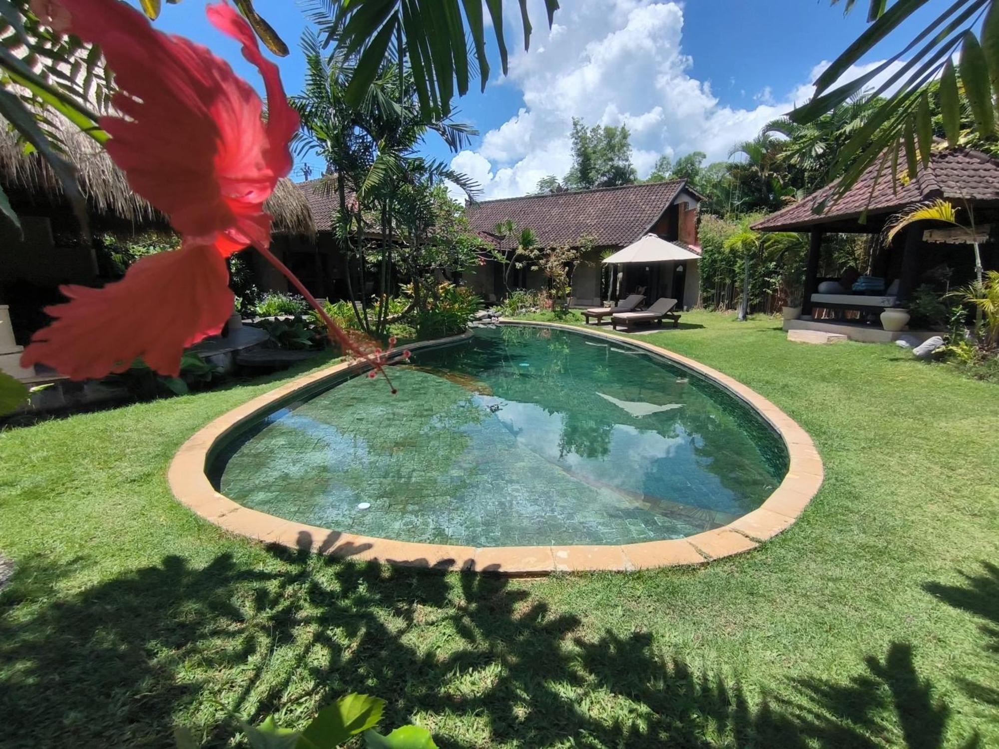 Villa Plawa Asri Seminyak Buitenkant foto
