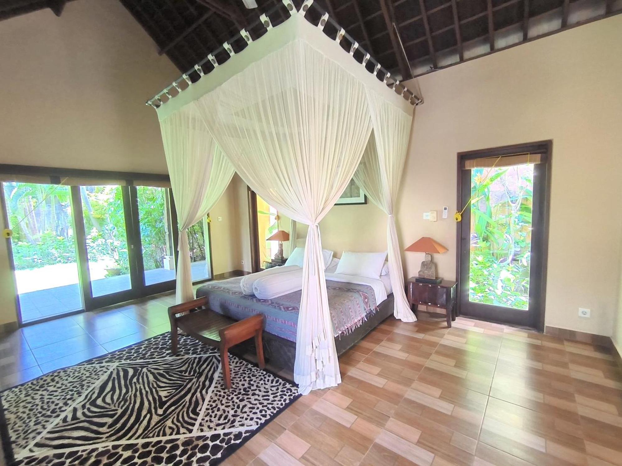 Villa Plawa Asri Seminyak Buitenkant foto
